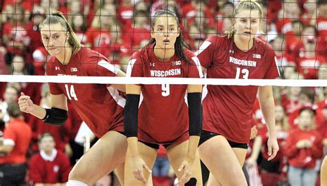 wisconsin volleyball team private photos leaked|Police investigate after private photos, videos of。